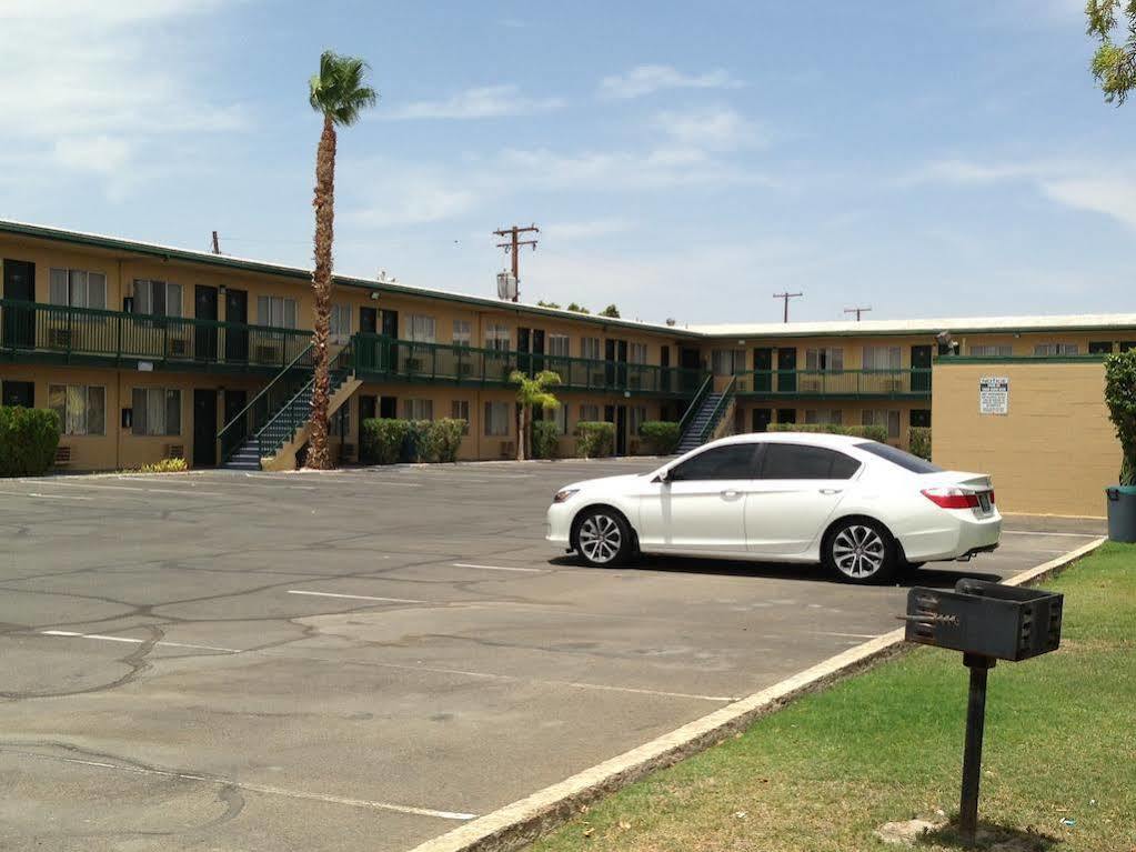 Yuma 4Th Avenue Travelodge Экстерьер фото